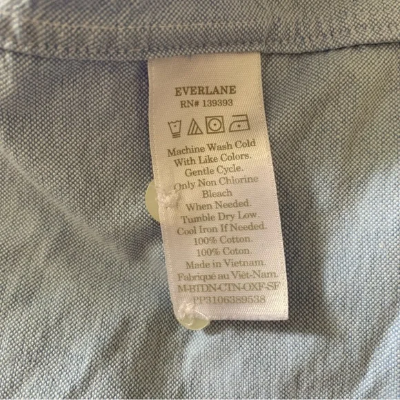 Everlane Men’s Classic Oxford Shirt - Picture 5 of 6